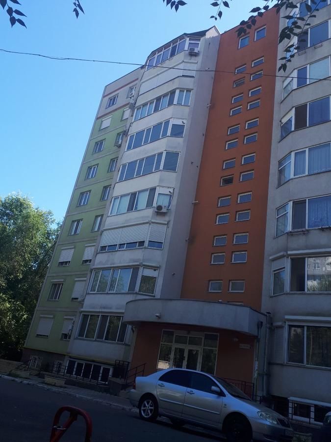 Апартаменты Large 2-bedroom apartament in the center Кишинёв-25