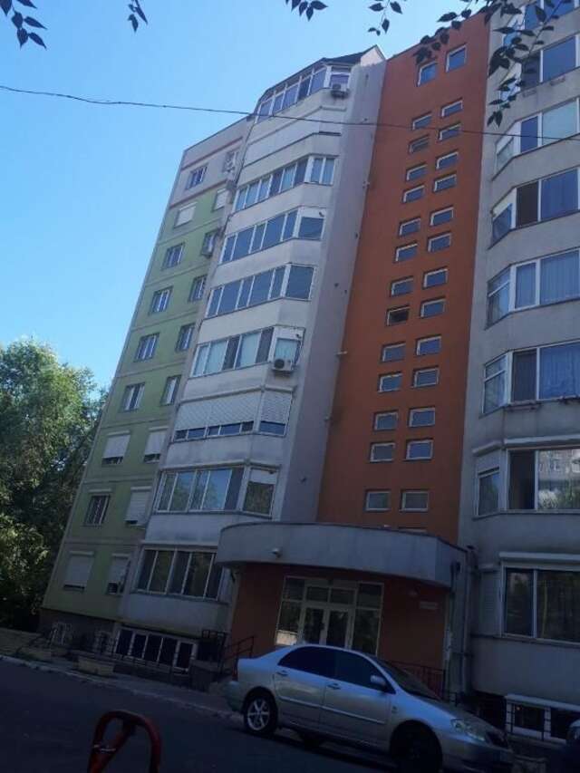 Апартаменты Large 2-bedroom apartament in the center Кишинёв-33